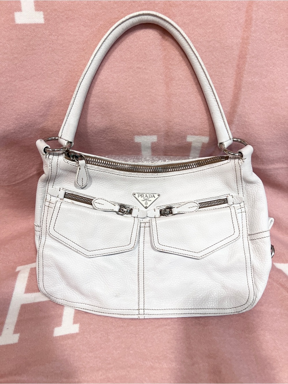 PRADA⭐️AUTHENTIC White Leather Shoulder Buffalo Bag with Zip Pockets! Offers! - Picture 3 of 11